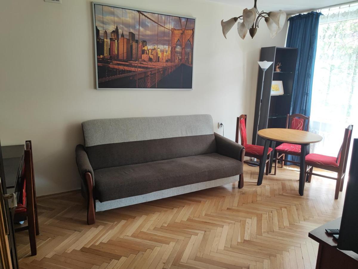 Zielony Zoliborz Varsovia Exterior foto